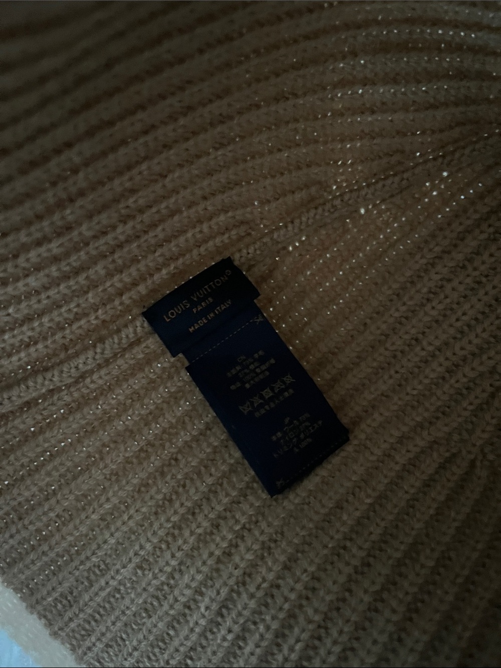 Louis Vuitton Script Hat - Picture 7 of 8